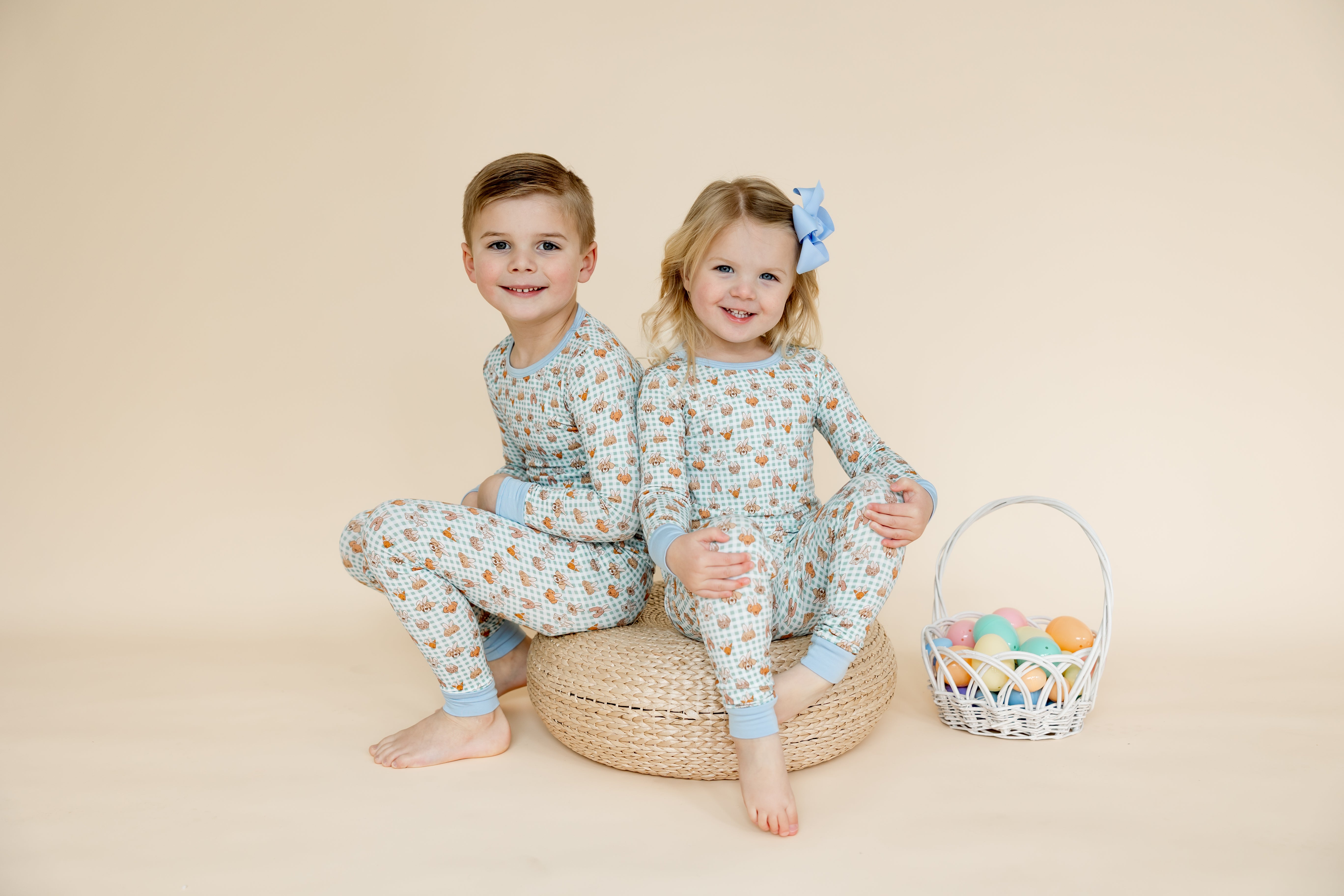 Timeless Baby & Kids Clothes 
Designed to Mix, Match, and Repeat